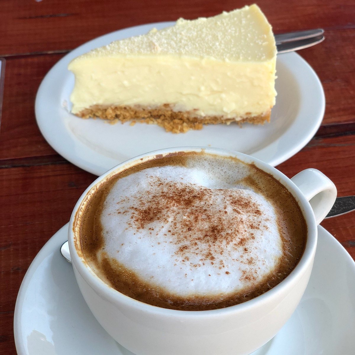 Coffee and cheesecake at Scrumpy Jack’s Farmstall