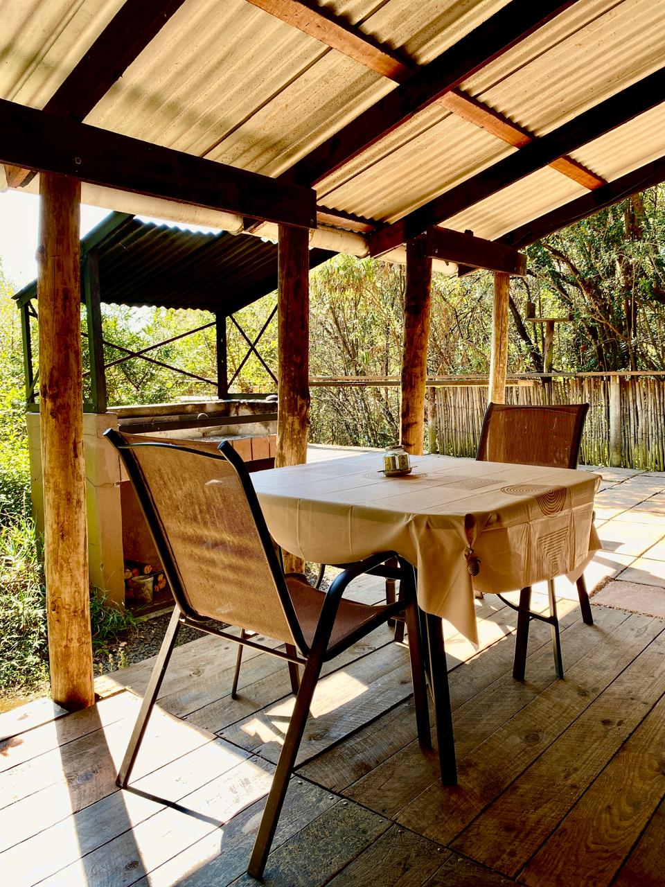 Ingwe cabin private braai area