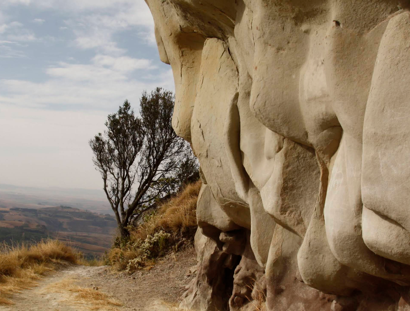 Basuto Caves and Gray’s Cave above the Sphinx path